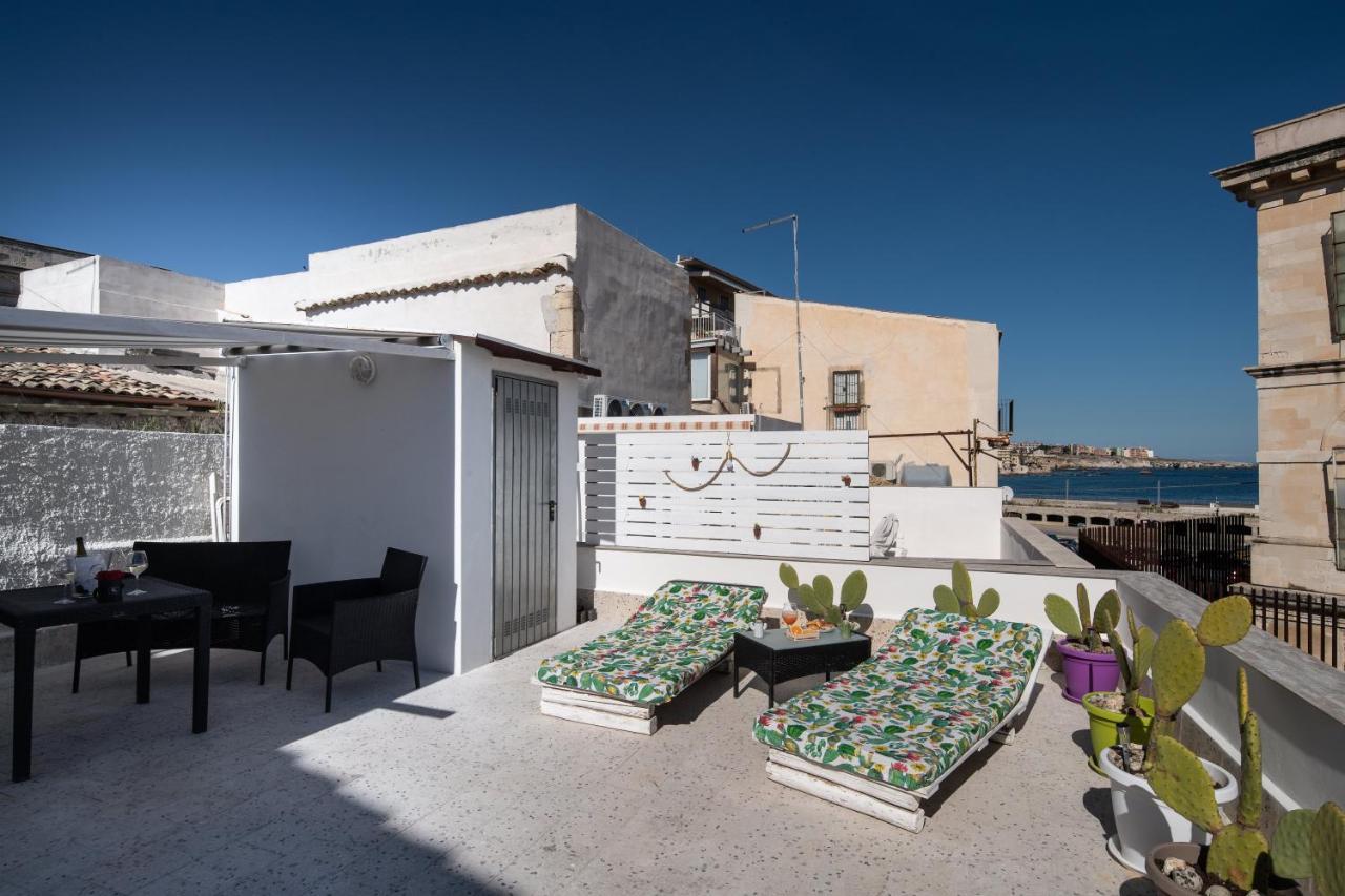 אפרטהוטל סירקוזה Ortigia Terrace Sea View מראה חיצוני תמונה